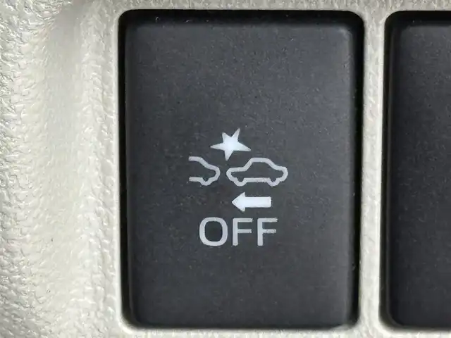 ダイハツ キャスト スタイル G SAⅡ 福岡県 2017(平29)年 5.9万km ファイアークォーツレッドM 純正ディスプレイオーディオ　/バックカメラ　/スマートアシストII　/コーナーセンサー　/衝突軽減ブレーキ　/横滑り防止装置　/アイドリングストップ　/プッシュスタート　/電動格納ドアミラー　/純正１５インチＡＷ　/ＬＥＤ