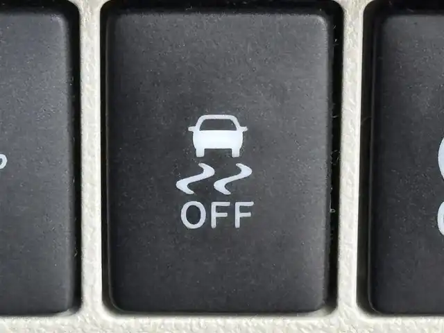 ダイハツ キャスト スタイル G SAⅡ 福岡県 2017(平29)年 5.9万km ファイアークォーツレッドM 純正ディスプレイオーディオ　/バックカメラ　/スマートアシストII　/コーナーセンサー　/衝突軽減ブレーキ　/横滑り防止装置　/アイドリングストップ　/プッシュスタート　/電動格納ドアミラー　/純正１５インチＡＷ　/ＬＥＤ