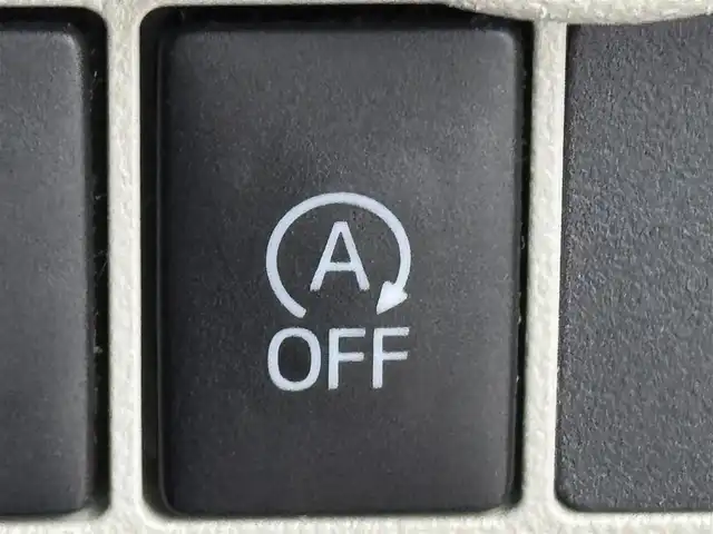 ダイハツ キャスト スタイル G SAⅡ 福岡県 2017(平29)年 5.9万km ファイアークォーツレッドM 純正ディスプレイオーディオ　/バックカメラ　/スマートアシストII　/コーナーセンサー　/衝突軽減ブレーキ　/横滑り防止装置　/アイドリングストップ　/プッシュスタート　/電動格納ドアミラー　/純正１５インチＡＷ　/ＬＥＤ