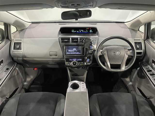 トヨタ プリウス α S チューンブラック 愛知県 2014(平26)年 4.4万km ブラック 純正ＳＤナビ(NSCP-W64)/(Ｂｌｕｅｔｏｏｔｈ/地デジ/SD/CD/AUX)/DN登録時地図SDなし/衝突軽減ブレーキ（プリクラッシュセーフティ）/バックカメラ　/ビルトインＥＴＣ　/プッシュスタート　/　　-スマートキー　/純正フロアマット　/オートライト　/オートエアコン/フォグランプ　/ステアリングスイッチ　/盗難防止装置
