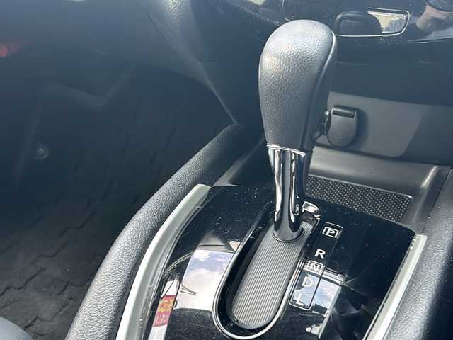 日産 エクストレイル 20X 大阪府 2018(平30)年 7.2万km チタニウムカーキ 純正ナビ/・フルセグTV/・Bluetooth/・SDサーバー/・ラジオ/全方位カメラ/前後コーナーセンサー/衝突軽減システム/レーンキープアシスト/前後ドラレコ/パワーバックドア/純正アルミホイール
