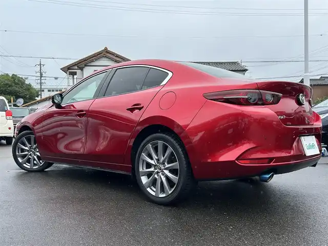 マツダ マツダ３セダン XD Lパッケージ 愛知県 2021(令3)年 3.9万km ソウルレッドクリスタルM スマートキー/プッシュスタート/純正ナビ/フルセグTV/BT/HDMI/BOSEサウンドシステム/全方位カメラ/ビルトインETC/純正18インチAW/レーダークルーズコントロール/クリアランスソナー /アイドリングストップ/ブラインドスポットモニター/ヘッドアップディスプレイ/レザーシート/メモリー付きパワーシート/前席シートヒーター /ハンドルヒーター /純正フロアマット/取説、保証書/スペアキー