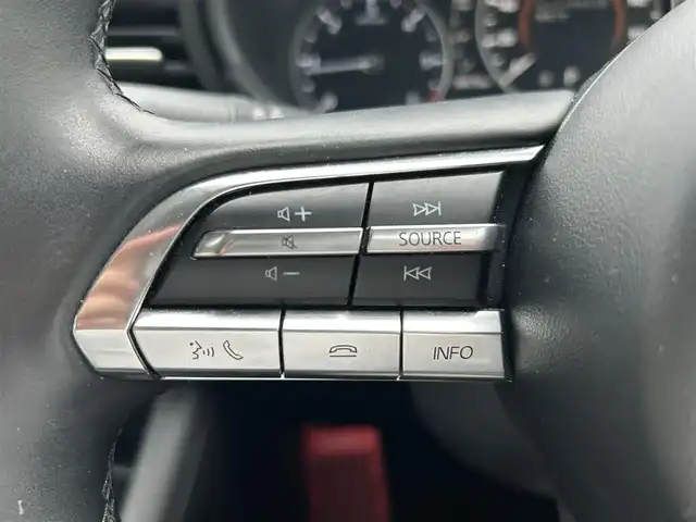 マツダ マツダ３セダン XD Lパッケージ 愛知県 2021(令3)年 3.9万km ソウルレッドクリスタルM スマートキー/プッシュスタート/純正ナビ/フルセグTV/BT/HDMI/BOSEサウンドシステム/全方位カメラ/ビルトインETC/純正18インチAW/レーダークルーズコントロール/クリアランスソナー /アイドリングストップ/ブラインドスポットモニター/ヘッドアップディスプレイ/レザーシート/メモリー付きパワーシート/前席シートヒーター /ハンドルヒーター /純正フロアマット/取説、保証書/スペアキー
