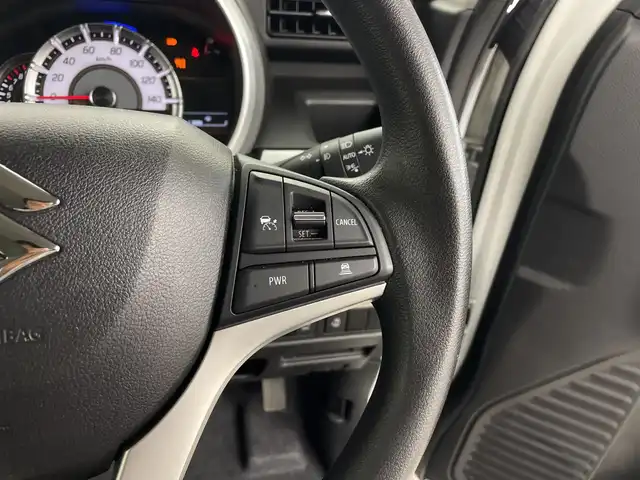 スズキ スペーシア カスタム HYBRID GS 鹿児島県 2021(令3)年 3.7万km ピュアホワイトP 純正SDナビ/(BT/CD/DVD/AM/FM/フルセグTV)/セーフティサポート/衝突軽減ブレーキ/レーンキープアシスト/後方コーナーセンサー/運転席シートヒーター/レーダークルーズコントロール/アイドリングストップ/バックカメラ/片側パワースライドドア/後席ロールサンシェード/ステアリングスイッチ/ビルトインETC/スペアキー/純正14インチアルミホイール/純正LEDヘッドライト/純正フロアマット/保証書/取扱説明書