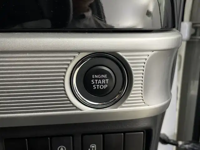 スズキ スペーシア カスタム HYBRID GS 鹿児島県 2021(令3)年 3.7万km ピュアホワイトP 純正SDナビ/(BT/CD/DVD/AM/FM/フルセグTV)/セーフティサポート/衝突軽減ブレーキ/レーンキープアシスト/後方コーナーセンサー/運転席シートヒーター/レーダークルーズコントロール/アイドリングストップ/バックカメラ/片側パワースライドドア/後席ロールサンシェード/ステアリングスイッチ/ビルトインETC/スペアキー/純正14インチアルミホイール/純正LEDヘッドライト/純正フロアマット/保証書/取扱説明書