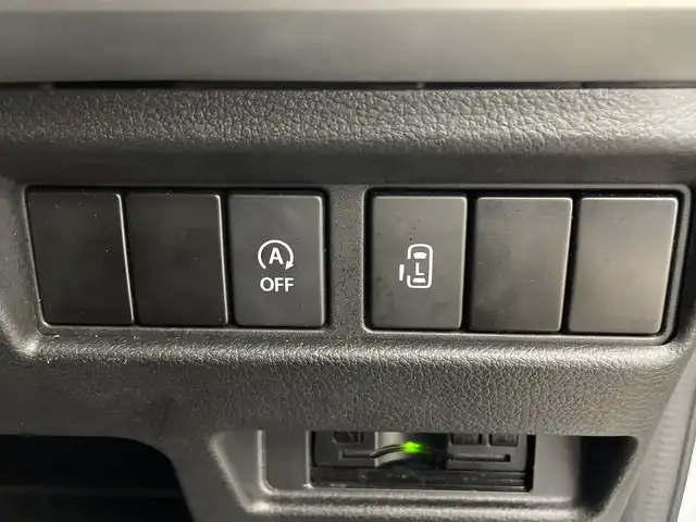 スズキ スペーシア カスタム HYBRID GS 鹿児島県 2021(令3)年 3.7万km ピュアホワイトP 純正SDナビ/(BT/CD/DVD/AM/FM/フルセグTV)/セーフティサポート/衝突軽減ブレーキ/レーンキープアシスト/後方コーナーセンサー/運転席シートヒーター/レーダークルーズコントロール/アイドリングストップ/バックカメラ/片側パワースライドドア/後席ロールサンシェード/ステアリングスイッチ/ビルトインETC/スペアキー/純正14インチアルミホイール/純正LEDヘッドライト/純正フロアマット/保証書/取扱説明書