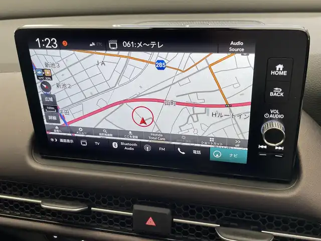 ホンダ ＺＲ－Ｖ ハイブリッド e:HEV Z 愛知県 2023(令5)年 1.5万km プラチナホワイトパール 純正９型ナビ　全方位カメラ　ＢＯＳＥ　禁煙　茶革　シートヒーター　ワイヤレス充電　ＥＴＣ２．０　電動パーキング　メモリシート　ホンダセンシング　衝突軽減装置　追従クルコン　ハンドル支援　電動リアゲート