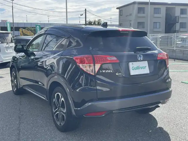 ホンダ ヴェゼル S 兵庫県 2014(平26)年 11.6万km クリスタルブラックパール 取扱説明書/保証書/純正ナビ（FM/AM//DVD/CD/USB/伊Pod/Music Rack/SD/Bluetooth/フルセグ）/ワンオーナー/パドルシフト/スマートキー/ETC/ドライブレコーダー前方/バックカメラ/ハーフレザーシート/シートヒーター/純正フロアマット/純正アルミホイール/電動パーキング/ブレーキホールド/衝突軽減ブレーキ/クルーズコントロール/ステアリングリモコン/アイドリングストップ/ルーフレール