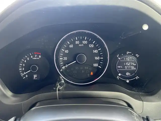 ホンダ ヴェゼル S 兵庫県 2014(平26)年 11.6万km クリスタルブラックパール 取扱説明書/保証書/純正ナビ（FM/AM//DVD/CD/USB/伊Pod/Music Rack/SD/Bluetooth/フルセグ）/ワンオーナー/パドルシフト/スマートキー/ETC/ドライブレコーダー前方/バックカメラ/ハーフレザーシート/シートヒーター/純正フロアマット/純正アルミホイール/電動パーキング/ブレーキホールド/衝突軽減ブレーキ/クルーズコントロール/ステアリングリモコン/アイドリングストップ/ルーフレール