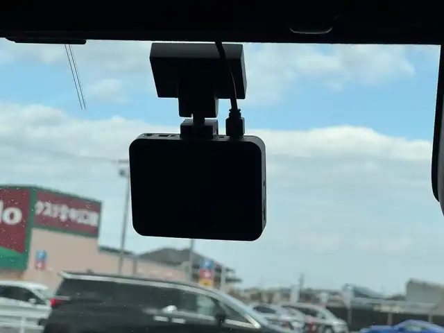 トヨタ ハイラックス Z ブラックラリーエディション 滋賀県 2019(平31)年 4.6万km スーパーホワイトⅡ ワンオーナー/ストラーダフルセグナビ/　フルセグ Bluetooth CD DVD AM FM /バックカメラ/ドライブレコーダー/純正LEDヘッドランプ/純正LEDフォグランプ/スペアタイヤ/サイドステップ/プリクラッシュセーフティ/クルーズコントロール/レーンディパーチャーアラート/ETC/純正18インチアルミ/ダンロップ GRANDTREK ホワイトレタータイヤ/フロアマット/RUGGED COVER/スマートキー×2/プッシュスタート/