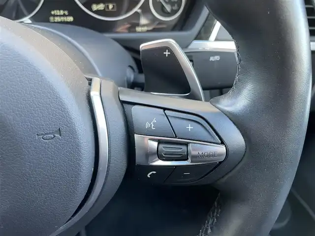 ＢＭＷ ３２０ｉ xDrive Mスポーツ 東京都 2018(平30)年 1.5万km アルピンホワイトⅢ ワンオーナー/ターボ/純正HDDナビ/ (Bluetooth/USB/DVD)/バックカメラ/ミラー一体型ETC/前席パワーシート/前席シートヒーター/インテリジェントセーフティ/アクティブ・クルーズ・コントロール/レーンアシスト/レーン・ディパーチャー・ウォーニング/レーン・チェンジ・ウォーニング/横滑り防止装置/スマートキー/純正18インチアルミホイール/パドルシフト/オートライト/純正LEDヘッドライト/カーテンエアバック/スペアキー1本/保証書/取扱説明書