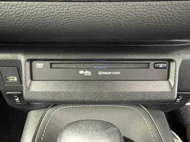 トヨタ カローラツーリング ハイブリッド ダブルバイビー 群馬県 2021(令3)年 3.9万km スパークリングブラックパールクリスタルシャイン 純正８型ナビ　バックカメラ　フルセグＴＶ　ＣＤ／ＤＶＤ　ハーフレザーシート　ステアリングヒーター　ＬＥＤヘッドライト　オートマチックハイビーム　衝突被害軽減ブレーキ　レーンアシスト　ＥＴＣ　禁煙車