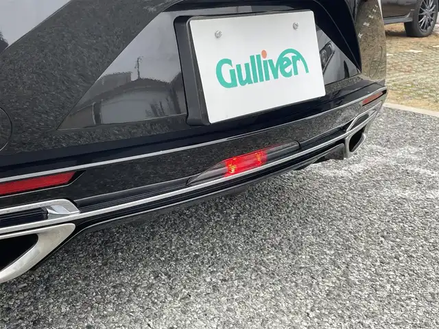 レクサス ＬＣ 500h Lパッケージ 兵庫県 2017(平29)年 3万km グラファイトブラックガラスフレーク /内装：ダークローズ//OP 21インチAW//OP カラーヘッドアップディスプレイ//OP マークレビンソンプレミアムサウンド//ガラスパノラマルーフ//純正SDナビ//地デジ/DVD/BT/USB/AUX/Miracast//ステアリングリモコン//ステアリングヒーター//本革シート（ヒーター/ベンチレーション/電動/運転席メモリ）//ナノイーエアコン//ビルトインETC//3眼フルLEDヘッドランプ//パドルシフト//タイヤ空気圧警報（TPWS）//走行モード/（Eco/Comfort/Normal/Sport/Sportプラス）//ドライブレコーダー//H30/R1/2/3/4年点検記録簿/【セーフティ】//プリクラッシュセーフティ（PCS）//レーンキーピングアシスト（LKA）//オートマチックハイビーム（AHB）//レーダークルーズコントロール//ブラインドスポットモニター（BSM）//リヤクロストラフィックアラート（RCTA）//クリアランスソナー