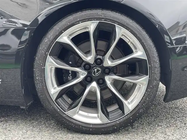 レクサス ＬＣ 500h Lパッケージ 兵庫県 2017(平29)年 3万km グラファイトブラックガラスフレーク /内装：ダークローズ//OP 21インチAW//OP カラーヘッドアップディスプレイ//OP マークレビンソンプレミアムサウンド//ガラスパノラマルーフ//純正SDナビ//地デジ/DVD/BT/USB/AUX/Miracast//ステアリングリモコン//ステアリングヒーター//本革シート（ヒーター/ベンチレーション/電動/運転席メモリ）//ナノイーエアコン//ビルトインETC//3眼フルLEDヘッドランプ//パドルシフト//タイヤ空気圧警報（TPWS）//走行モード/（Eco/Comfort/Normal/Sport/Sportプラス）//ドライブレコーダー//H30/R1/2/3/4年点検記録簿/【セーフティ】//プリクラッシュセーフティ（PCS）//レーンキーピングアシスト（LKA）//オートマチックハイビーム（AHB）//レーダークルーズコントロール//ブラインドスポットモニター（BSM）//リヤクロストラフィックアラート（RCTA）//クリアランスソナー