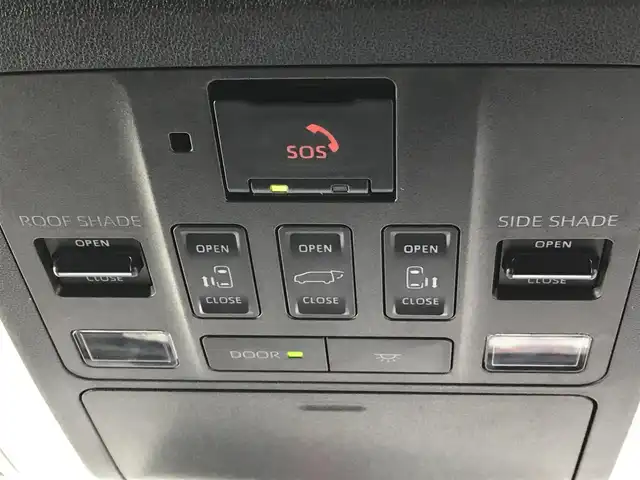 トヨタ アルファード Z 富山県 2025(令7)年 0.4万km ブラック ・メーカーOP/ユニバーサルステップ/ヘッドアップディスプレイ/フリップダウンモニター/ムーンルーフ/純正ディスプレイオーディオ/ナビ/フルセグTV/Bluetooth/デジタルインナーミラー/ドライブレコーダー/プリクラッシュセーフティ/レーンキープアシスト/クリアランスソナー/ブラインドスポットモニター/レーダークルーズコントロール/両側パワースライドドア/メモリー付パワーシート/電動リアゲート/ETC2.0