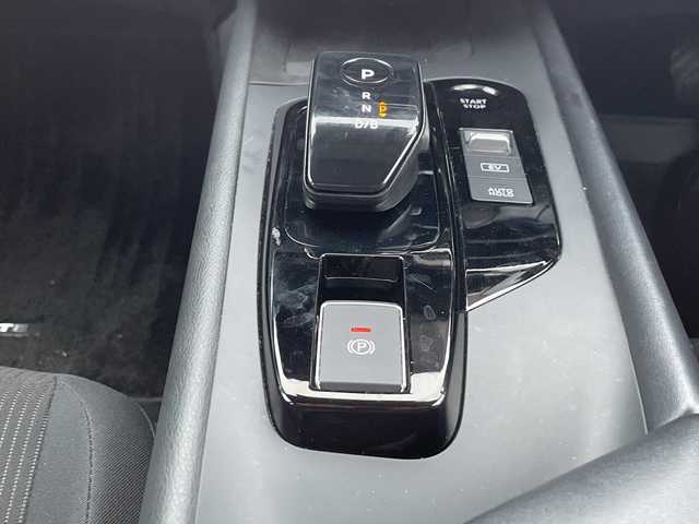 日産 ノート X 岡山県 2021(令3)年 3.1万km ピュアホワイトパール 純正9インチディスプレイオーディオ/フルセグTV、Bluetooth、AM、FM/AppleCarplay、AndroidAuto/ビルトインETC/全方位カメラ/インテリジェントルームミラー/純正ドライブレコーダー/ワイヤレス充電/USB電源ソケット/インテリジェントエマージェンシーブレーキ/標識検知機能/駐車支援/後退時車両検知機能/ふらつき警報/側方支援/後側方支援/速度標識表示/フロント＆バックソナー/エクステリアパッケージ/・フロントバンパーフィニッシャー/・サイドフィルフィニッシャー/・リアバンパーフィニッシャー