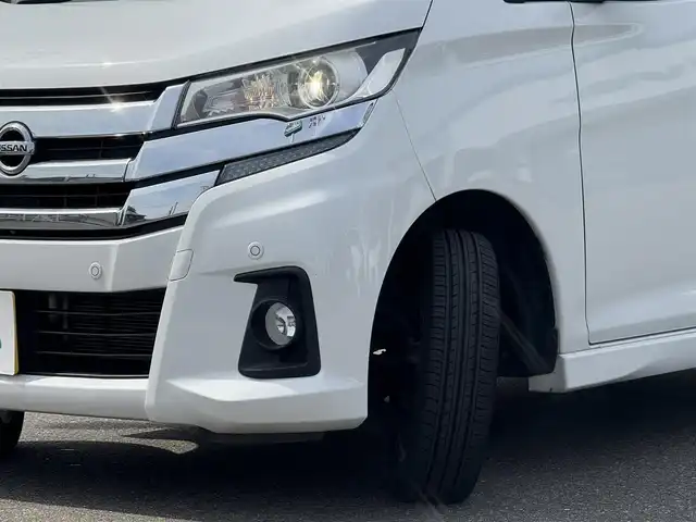 日産 デイズ ハイウェイスターX 佐賀県 2018(平30)年 5.4万km ホワイトパール 純正ナビゲーション/(ワンセグTV/CD/Bluetooth)/アラウンドビューモニター/エマージェンシーブレーキ/車線逸脱警報/ふらつき警報/コーナーセンサー/ドライブレコーダー/ETC/純正フロアマット/純正LEDヘッドライト/純正14インチアルミホイール/プッシュスタート/スマートキー/オートマチックハイビーム