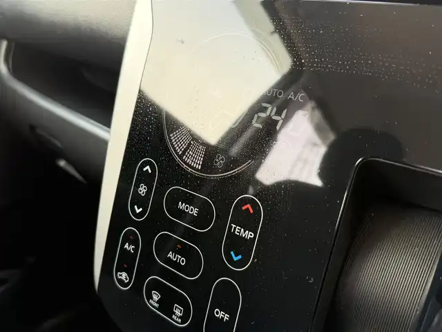 日産 デイズ ハイウェイスターX 佐賀県 2018(平30)年 5.4万km ホワイトパール 純正ナビゲーション/(ワンセグTV/CD/Bluetooth)/アラウンドビューモニター/エマージェンシーブレーキ/車線逸脱警報/ふらつき警報/コーナーセンサー/ドライブレコーダー/ETC/純正フロアマット/純正LEDヘッドライト/純正14インチアルミホイール/プッシュスタート/スマートキー/オートマチックハイビーム