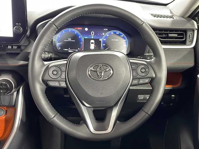 トヨタ ＲＡＶ４ アドベンチャー 広島県 2023(令5)年 0.5万km アティチュードブラックマイカ パノラマムーンルーフ/TRDフルエアロ/純正10.5型ディスプレイオーディオ/デジタルインナーミラー/ブラインドスポットモニター/バックカメラ/ブラック合皮シート/シートヒーター/ベンチレーション/パワーシート/ポジションメモリー/ステアリングヒーター/パワーバックドア/ダウンヒルアシストコントロール/マルチテレインセレクト/セーフティセンス/・プリクラッシュセーフティ/・レーントレーシングアシスト/・オートマチックハイビーム/・レーダークルーズコントロール/LEDヘッドランプ/純正19インチAW/ルーフレール/ETC2.0/USB入力端子