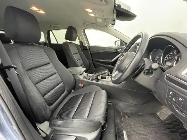 マツダ アテンザ ワゴン XD 福岡県 2014(平26)年 5.7万km ブルーリフレックスマイカ 純正ナビ（ＢＴ，フルセグＴＶ）　/ＥＴＣ　/パドルシフト　/マツダ・レーダー・クルーズ・コントロール　/アイドリングストップ　/ルーフレール　/ステアリングリモコン　/革巻きステアリング　/ＬＥＤ　/純正１７インチＡＷ