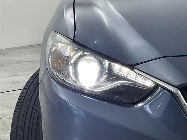 マツダ アテンザ ワゴン XD 福岡県 2014(平26)年 5.7万km ブルーリフレックスマイカ 純正ナビ（ＢＴ，フルセグＴＶ）　/ＥＴＣ　/パドルシフト　/マツダ・レーダー・クルーズ・コントロール　/アイドリングストップ　/ルーフレール　/ステアリングリモコン　/革巻きステアリング　/ＬＥＤ　/純正１７インチＡＷ