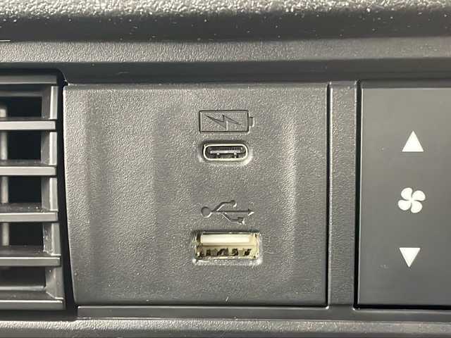 ホンダ Ｎ ＢＯＸ カスタム ターボ コーディネートS 愛知県 2023(令5)年 2.2万km グレーⅡ ターボ/両側パワースライドドア/レーダークルーズコントロール（追従あり）/ドライブレコーダー/Staradaナビ/フルセグTV/CD/DVD/Bluetooth接続/横滑り防止装置/盗難防止装置/コーナーセンサー/トラクションコントロール/純正ドアバイザー/純正フロアマット/純正アルミホイール/電格ミラー/ステアリングリモコン/パドルシフト/スマートキー/ETC