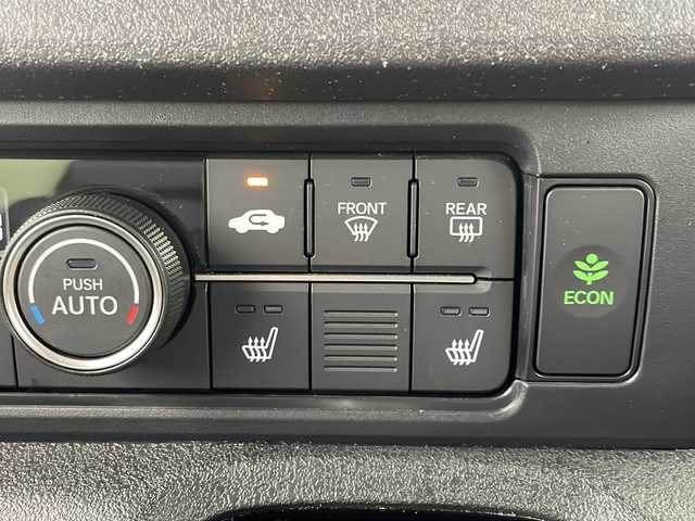 ホンダ Ｎ ＢＯＸ カスタム ターボ コーディネートS 愛知県 2023(令5)年 2.2万km グレーⅡ ターボ/両側パワースライドドア/レーダークルーズコントロール（追従あり）/ドライブレコーダー/Staradaナビ/フルセグTV/CD/DVD/Bluetooth接続/横滑り防止装置/盗難防止装置/コーナーセンサー/トラクションコントロール/純正ドアバイザー/純正フロアマット/純正アルミホイール/電格ミラー/ステアリングリモコン/パドルシフト/スマートキー/ETC