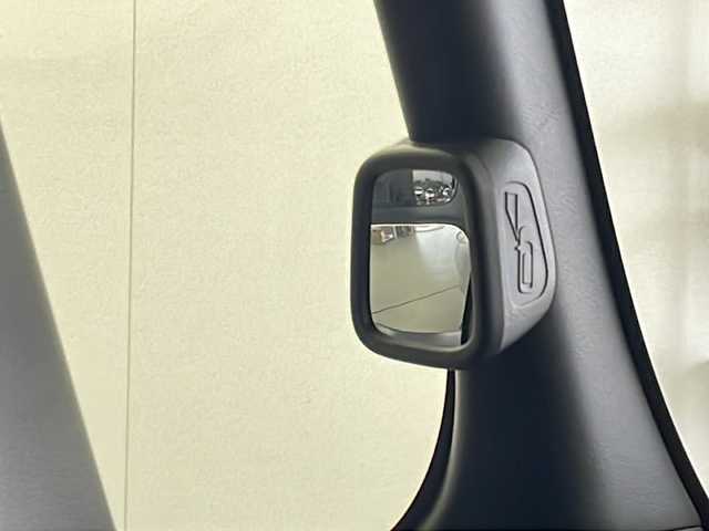 ホンダ Ｎ ＢＯＸ カスタム ターボ コーディネートS 愛知県 2023(令5)年 2.2万km グレーⅡ ターボ/両側パワースライドドア/レーダークルーズコントロール（追従あり）/ドライブレコーダー/Staradaナビ/フルセグTV/CD/DVD/Bluetooth接続/横滑り防止装置/盗難防止装置/コーナーセンサー/トラクションコントロール/純正ドアバイザー/純正フロアマット/純正アルミホイール/電格ミラー/ステアリングリモコン/パドルシフト/スマートキー/ETC