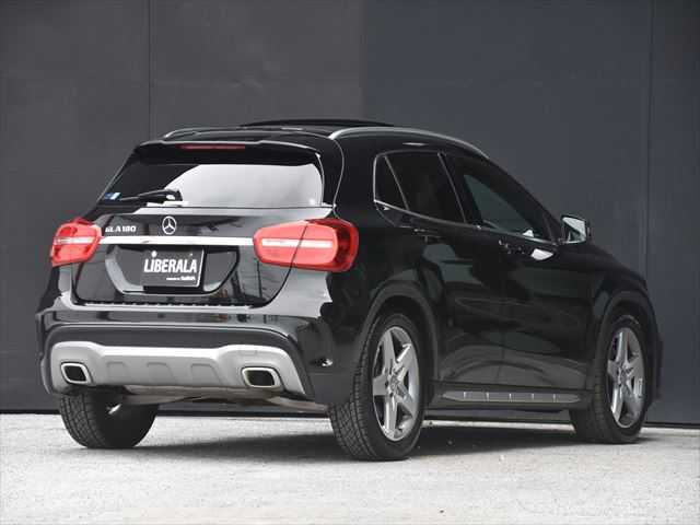メルセデス・ベンツ ＧＬＡ１８０ スポーツ 和歌山県 2015(平27)年 4万km コスモスブラック パノラマSR /レザーEXパッケージ /黒革 /ナビ/TV /Bカメラ/オートテールゲート /パワーシート /シートヒーター /前後ドラレコ /レーダーセーフティパッケージ /キーレスゴー /アイドリングストップ /前後センサー /純18incAW /LEDライト /ETC/取扱説明書/保証書/スペアキー