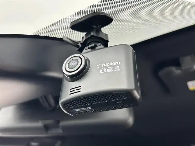 トヨタ ノア ハイブリッド S－Z 埼玉県 2023(令5)年 3.4万km ホワイトパールクリスタルシャイン モデリスタフルエアロ　グリル　純正８型ナビNクレーム無効　ＣＤ　ＤＶＤ　Ｂｌｕｅｔｏｏｔｈ　１００Ｖ電源　ＥＴＣ２．０　前方ドライブレコーダー　レーダー探知機　温シート　セーフティセンス　衝突軽減　コーナーセンサー