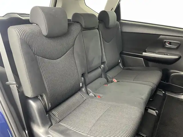トヨタ プリウス α S ツーリングセレクション 福島県 2020(令2)年 7.2万km ダークブルーマイカ ワンオーナー/トヨタセーフティセンス/・衝突被害軽減ブレーキ/・車線逸脱警報装置/・レーダークルーズコントロール/・オートハイビーム/純正9インチナビ/・型番：NSZT-Y68T/【フルセグTV/BT/SD/CD/DVD/FM/AM】/・バックカメラ/ETC/前後ドライブレコーダー/革張ステアリング/・ステアリングリモコン/プッシュスタート/・スマートキー/LEDヘッドライト/・フォグライト/・オートライト/電動格納ミラー/・ウィンカーミラー/純正フロアマット/純正17インチアルミ/アイドリングストップ/取扱説明書/保証書/記録簿