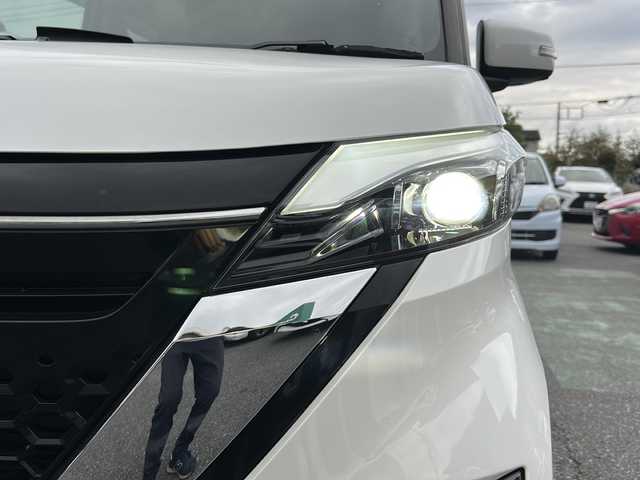 日産 ルークス HWS Gターボ プロパイロットED 埼玉県 2021(令3)年 1.9万km ホワイトパール ワンオーナー/４WD/純正ディスプレイオーディオ/　AM/FM/BT/USB/iPod/ドラレコ連動/ハンズフリー両側パワースライドドア/プロパイロット/インテリジェントエマージェンシーブレーキ/インテリジェントアラウンドビューモニター/プラズマクラスター付リアシーリングファン/純正ドライブレコーダー(DJ4-S)/ETC/純正15インチアルミホイール/衝突安全ボディー/EBD（電子制動力配分装置）	/盗難防止システム	/VDC（ビークルダイナミクスコントロール）/トラクションコントロール/分割可倒式リアシート	分割式/UVカット付きプライバシーガラス/保証書/取扱説明書/スペアキー1本