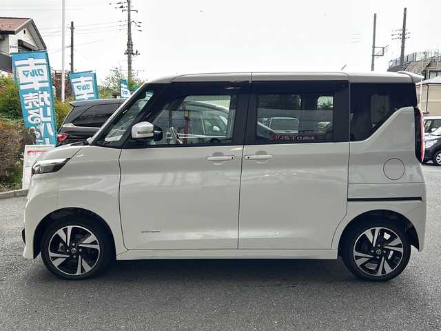日産 ルークス HWS Gターボ プロパイロットED 埼玉県 2021(令3)年 1.9万km ホワイトパール ワンオーナー/４WD/純正ディスプレイオーディオ/　AM/FM/BT/USB/iPod/ドラレコ連動/ハンズフリー両側パワースライドドア/プロパイロット/インテリジェントエマージェンシーブレーキ/インテリジェントアラウンドビューモニター/プラズマクラスター付リアシーリングファン/純正ドライブレコーダー(DJ4-S)/ETC/純正15インチアルミホイール/衝突安全ボディー/EBD（電子制動力配分装置）	/盗難防止システム	/VDC（ビークルダイナミクスコントロール）/トラクションコントロール/分割可倒式リアシート	分割式/UVカット付きプライバシーガラス/保証書/取扱説明書/スペアキー1本