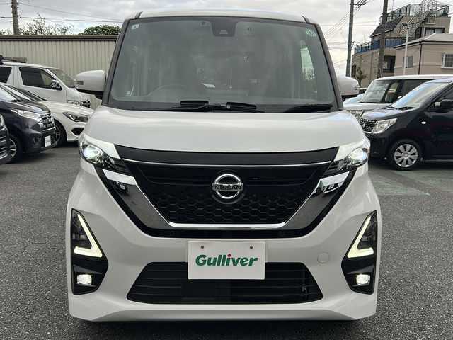 日産 ルークス HWS Gターボ プロパイロットED 埼玉県 2021(令3)年 1.9万km ホワイトパール ワンオーナー/４WD/純正ディスプレイオーディオ/　AM/FM/BT/USB/iPod/ドラレコ連動/ハンズフリー両側パワースライドドア/プロパイロット/インテリジェントエマージェンシーブレーキ/インテリジェントアラウンドビューモニター/プラズマクラスター付リアシーリングファン/純正ドライブレコーダー(DJ4-S)/ETC/純正15インチアルミホイール/衝突安全ボディー/EBD（電子制動力配分装置）	/盗難防止システム	/VDC（ビークルダイナミクスコントロール）/トラクションコントロール/分割可倒式リアシート	分割式/UVカット付きプライバシーガラス/保証書/取扱説明書/スペアキー1本