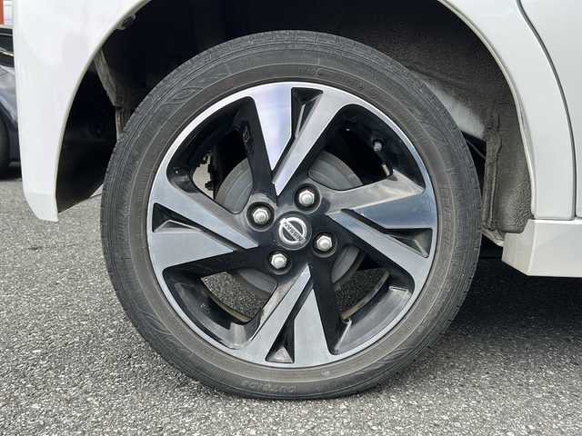 日産 ルークス HWS Gターボ プロパイロットED 埼玉県 2021(令3)年 1.9万km ホワイトパール ワンオーナー/４WD/純正ディスプレイオーディオ/　AM/FM/BT/USB/iPod/ドラレコ連動/ハンズフリー両側パワースライドドア/プロパイロット/インテリジェントエマージェンシーブレーキ/インテリジェントアラウンドビューモニター/プラズマクラスター付リアシーリングファン/純正ドライブレコーダー(DJ4-S)/ETC/純正15インチアルミホイール/衝突安全ボディー/EBD（電子制動力配分装置）	/盗難防止システム	/VDC（ビークルダイナミクスコントロール）/トラクションコントロール/分割可倒式リアシート	分割式/UVカット付きプライバシーガラス/保証書/取扱説明書/スペアキー1本