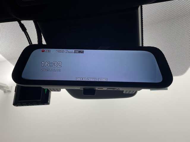 トヨタ ヴォクシー S－Z 群馬県 2023(令5)年 5.3万km アティチュードブラックマイカ 純正１０．５型ナビ　純正１４型後席モニター　バックカメラ　アダプティブクルーズコントロール　両側パワースライドドア　シートヒーター　前後ドライブレコーダー　ＥＴＣ２．０　ＬＥＤヘッドライト　禁煙車