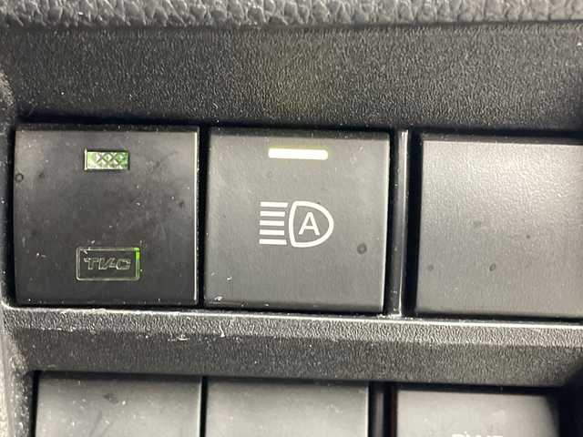 トヨタ ヴォクシー S－Z 群馬県 2023(令5)年 5.3万km アティチュードブラックマイカ 純正１０．５型ナビ　純正１４型後席モニター　バックカメラ　アダプティブクルーズコントロール　両側パワースライドドア　シートヒーター　前後ドライブレコーダー　ＥＴＣ２．０　ＬＥＤヘッドライト　禁煙車