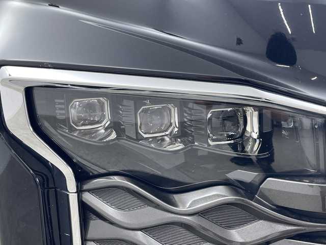 トヨタ ヴォクシー S－Z 群馬県 2023(令5)年 5.3万km アティチュードブラックマイカ 純正１０．５型ナビ　純正１４型後席モニター　バックカメラ　アダプティブクルーズコントロール　両側パワースライドドア　シートヒーター　前後ドライブレコーダー　ＥＴＣ２．０　ＬＥＤヘッドライト　禁煙車