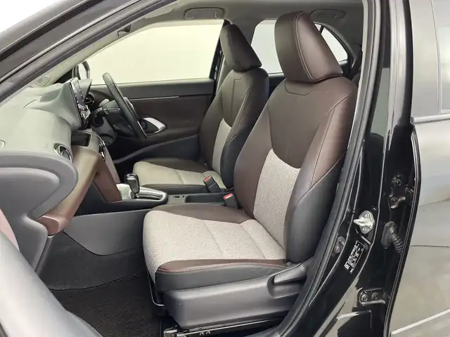 トヨタ ヤリスクロス ハイブリッド Z 新潟県 2020(令2)年 5.1万km ブラックマイカ 純正ナビ/モデリスタエアロ（フロント/サイド/リア）/プリクラッシュセーフティ/レーダークルーズコントロール/レーンキープアシスト/バックモニター/ビルトインETC/ドライブレコーダー/前席シートヒーター/D席パワーシート/ハーフレザーシート/オートライト/オートハイビーム/LEDヘッドライト/前後コーナーセンサー/プッシュスタート/純正フロアマット