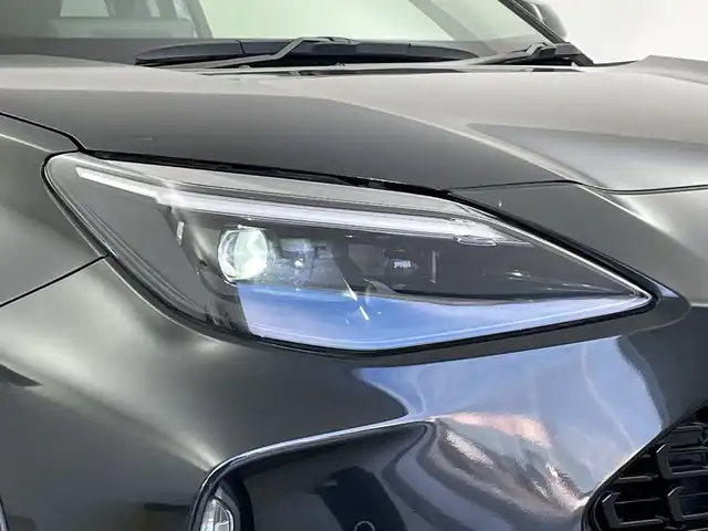 トヨタ ヤリスクロス ハイブリッド Z 新潟県 2020(令2)年 5.1万km ブラックマイカ 純正ナビ/モデリスタエアロ（フロント/サイド/リア）/プリクラッシュセーフティ/レーダークルーズコントロール/レーンキープアシスト/バックモニター/ビルトインETC/ドライブレコーダー/前席シートヒーター/D席パワーシート/ハーフレザーシート/オートライト/オートハイビーム/LEDヘッドライト/前後コーナーセンサー/プッシュスタート/純正フロアマット