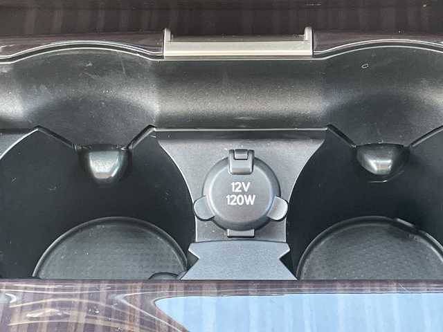 レクサス ＬＳ 600h バージョンL 青森県 2014(平26)年 11万km ブラックオパールマイカ 4WD/純正SDナビ・フルセグTV/CD・DVD・Bluetooth・SD/バックカメラ/セミアニリングレー革シート/前後席エアシート・ヒーター/パワートランク/全ドアイージークローザー/ステアリングヒーター/クルーズコントロール/アダプティブハイビーム/AC100V100W/電動サンシェード/LEDヘッドライト/LEDフォグランプ/社外21インチアルミ