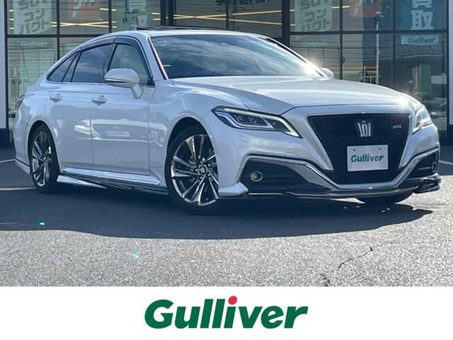 トヨタ クラウン ハイブリッド RS アドバンス 岡山県 2021(令3)年 11.8万km プレシャスホワイトパール 登録時走行距離：117443km/禁煙車/後期モデル/MOP/・白レザーシート/・デジタルインナーミラー/・電動ムーンルーフ/ヘッドアップディスプレイ/純正12.3インチナビ/　(CD/フルセグTV/Bluetooth)/全方位カメラ/クルーズコントロール(追従走行あり)/衝突被害軽減システム（PCS）/車線逸脱警報（LDA）/クリアランスソナー/ブラインドスポットモニター/後退時車両検知警報（RCTA/RCD）/標識認識機能（RSA）/ドライブレコーダー/ビルトインETC2.0/シートヒーター/エアシート/パワーシート/ステアリングヒーター/革巻きステアリング/ステアリングスイッチ/純正LEDヘッドライト/フォグライト/オートライト/プッシュスタート/スマートキー/スペアキー×1/カードキー/パドルシフト/MTモード付きAT/アイドリングストップ/RS専用純正アルミホイール 18インチ/ドアバイザー/ウインカーミラー/電動格納ミラー/オートリトラミラー/純正フロアマット/横滑防止装置/盗難防止装置/取扱説明書/新車時整備手帳（保証書）