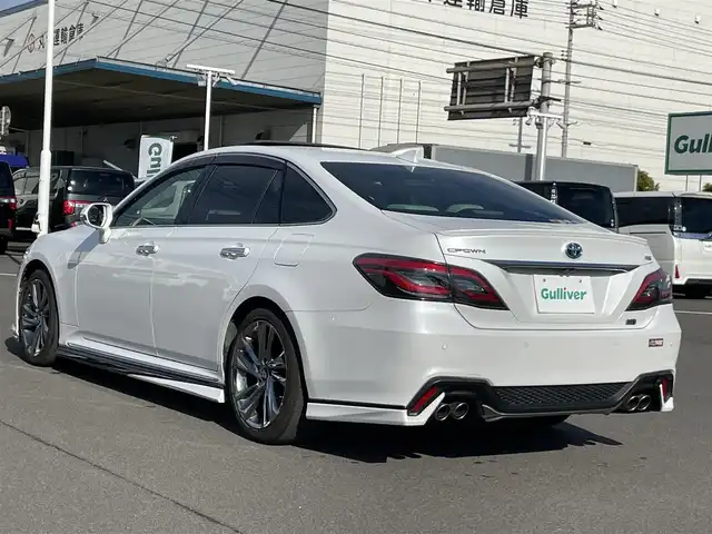 トヨタ クラウン ハイブリッド RS アドバンス 岡山県 2021(令3)年 11.8万km プレシャスホワイトパール 登録時走行距離：117443km/禁煙車/後期モデル/MOP/・白レザーシート/・デジタルインナーミラー/・電動ムーンルーフ/ヘッドアップディスプレイ/純正12.3インチナビ/　(CD/フルセグTV/Bluetooth)/全方位カメラ/クルーズコントロール(追従走行あり)/衝突被害軽減システム（PCS）/車線逸脱警報（LDA）/クリアランスソナー/ブラインドスポットモニター/後退時車両検知警報（RCTA/RCD）/標識認識機能（RSA）/ドライブレコーダー/ビルトインETC2.0/シートヒーター/エアシート/パワーシート/ステアリングヒーター/革巻きステアリング/ステアリングスイッチ/純正LEDヘッドライト/フォグライト/オートライト/プッシュスタート/スマートキー/スペアキー×1/カードキー/パドルシフト/MTモード付きAT/アイドリングストップ/RS専用純正アルミホイール 18インチ/ドアバイザー/ウインカーミラー/電動格納ミラー/オートリトラミラー/純正フロアマット/横滑防止装置/盗難防止装置/取扱説明書/新車時整備手帳（保証書）
