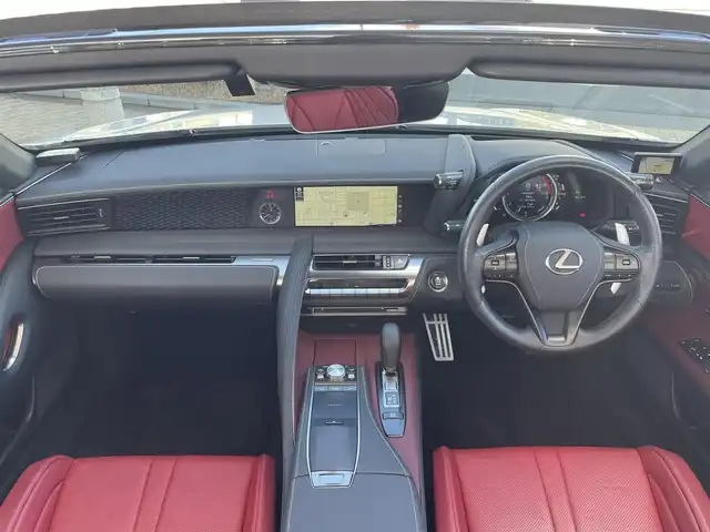 レクサス ＬＣ 500 コンバーチブル 兵庫県 2020(令2)年 4.8万km ホワイトノーヴァガラスフレーク /ワンオーナー//OP 21インチ鍛造AW（ポリッシュ仕上げ/ブラック塗装）//OP カラーヘッドアップディスプレイ//OP マークレビンソンプレミアムサウンド//タイヤ：YOKOHAMA ADAVAN SPORT/ フロント2024年製造　リヤ2023年製造//内装：ダークローズ//KYB（カヤバ）製ダウンサス//ホイールスペーサー//純正ナビ（10.3インチワイドディスプレイ）//地デジ/DVD/BT/USB/AUX/Miracast//ステアリングリモコン（ヒーター付）//バックカメラ//赤本革シート//ヒーター/ベンチレーション/電動/運転席メモリ//ネックヒーター//パドルシフト//ビルトインETC//3眼フルLEDヘッドランプ//純正ドライブレコーダー//カードキー//R3/4/5年レクサス点検記録簿//プリクラッシュセーフティ（PCS）//レーンキープアシスト（LKA）//オートマチックハイビーム（AHB）//レーダークルーズコントロール//ブラインドスポットモニター（BSM）//リヤクロストラフィックアラート（RCTA）//クリアランスソナー//タイヤ空気圧警報（TPWS）
