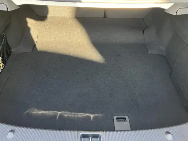 メルセデス・ベンツ Ｅ２５０ クーペ 広島県 2014(平26)年 5.8万km ポーラホワイト 純正HDDナビ/全方位カメラ/フルセグTV/Bluetooth/黒革シート/パワーシート（運転席・助手席）/シートヒーター（運転席・助手席）/LEDオートライト/AMGスポーツパッケージ/アダブティブクルーズコントロール/パドルシフト/ETC車載器/新車保証書/取扱説明書