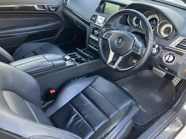 メルセデス・ベンツ Ｅ２５０ クーペ 広島県 2014(平26)年 5.8万km ポーラホワイト 純正HDDナビ/全方位カメラ/フルセグTV/Bluetooth/黒革シート/パワーシート（運転席・助手席）/シートヒーター（運転席・助手席）/LEDオートライト/AMGスポーツパッケージ/アダブティブクルーズコントロール/パドルシフト/ETC車載器/新車保証書/取扱説明書