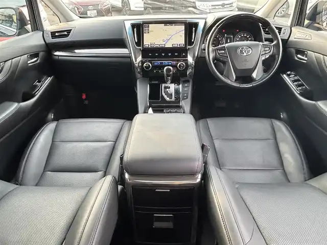 トヨタ アルファード S Cパッケージ 愛知県 2018(平30)年 5.2万km ブラック サンルーフ/モデリスタエアロ（F・S・R）/純正SDナビ/フルセグTV/CD/DVD/BT/バックカメラ/ビルトインETC/純正18インチAW/両側パワースライドドア /パワーバックドア/デジタルインナーミラー/トヨタセーフティセンス/レーダークルーズコントロール/クリアランスソナー/ハンドルヒーター /レザーシート/前席パワーシート（D席メモリー付き）/前席シートヒーター/エアシート/純正フロアマット/純正ドアバイザー/オットマン/スペアタイヤ/三眼LEDヘッドライト/取説、保証書/スペアキー
