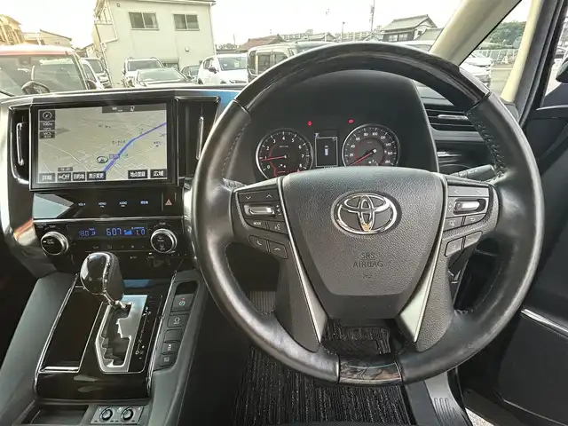 トヨタ アルファード S Cパッケージ 愛知県 2018(平30)年 5.2万km ブラック サンルーフ/モデリスタエアロ（F・S・R）/純正SDナビ/フルセグTV/CD/DVD/BT/バックカメラ/ビルトインETC/純正18インチAW/両側パワースライドドア /パワーバックドア/デジタルインナーミラー/トヨタセーフティセンス/レーダークルーズコントロール/クリアランスソナー/ハンドルヒーター /レザーシート/前席パワーシート（D席メモリー付き）/前席シートヒーター/エアシート/純正フロアマット/純正ドアバイザー/オットマン/スペアタイヤ/三眼LEDヘッドライト/取説、保証書/スペアキー