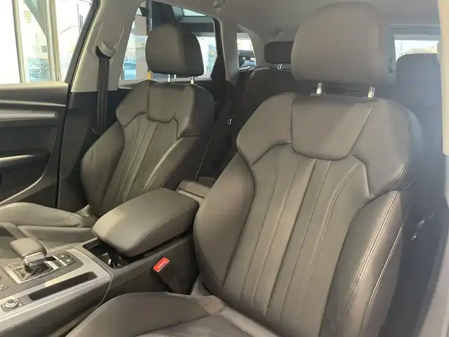 アウディ Ｑ５ TDI 1stエディション ブラックスタイリング 愛知県 2019(平31)年 2万km ミトスブラックメタリック 限定２５０台　/ブラックスタイリング/ラグジュアリーＰＫＧ　/本革シート/シートヒーター/アシスタンスＰＫＧ　/５セグメントスポークデザインＡＷ　/マトリクスＬＥＤライト/バーチャルコクピット　/純正ナビ　/３６０度カメラ　/Ｂｌｕｅｔｏｏｔｈ　/フルセグＴＶ/ACC/LKA/BSM/ETC2.0/ドライブレコーダー/プッシュスタート
