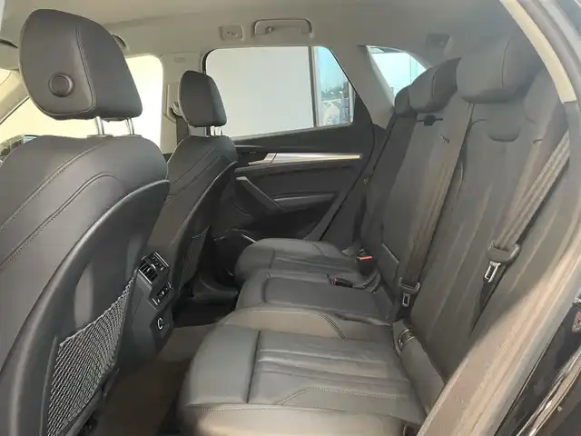 アウディ Ｑ５ TDI 1stエディション ブラックスタイリング 愛知県 2019(平31)年 2万km ミトスブラックメタリック 限定２５０台　/ブラックスタイリング/ラグジュアリーＰＫＧ　/本革シート/シートヒーター/アシスタンスＰＫＧ　/５セグメントスポークデザインＡＷ　/マトリクスＬＥＤライト/バーチャルコクピット　/純正ナビ　/３６０度カメラ　/Ｂｌｕｅｔｏｏｔｈ　/フルセグＴＶ/ACC/LKA/BSM/ETC2.0/ドライブレコーダー/プッシュスタート